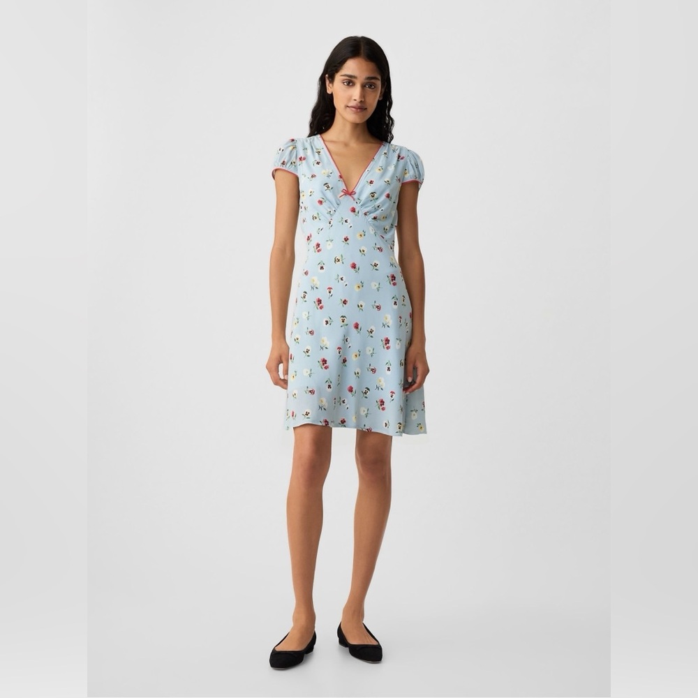 Gap x Doen floral mini dress!